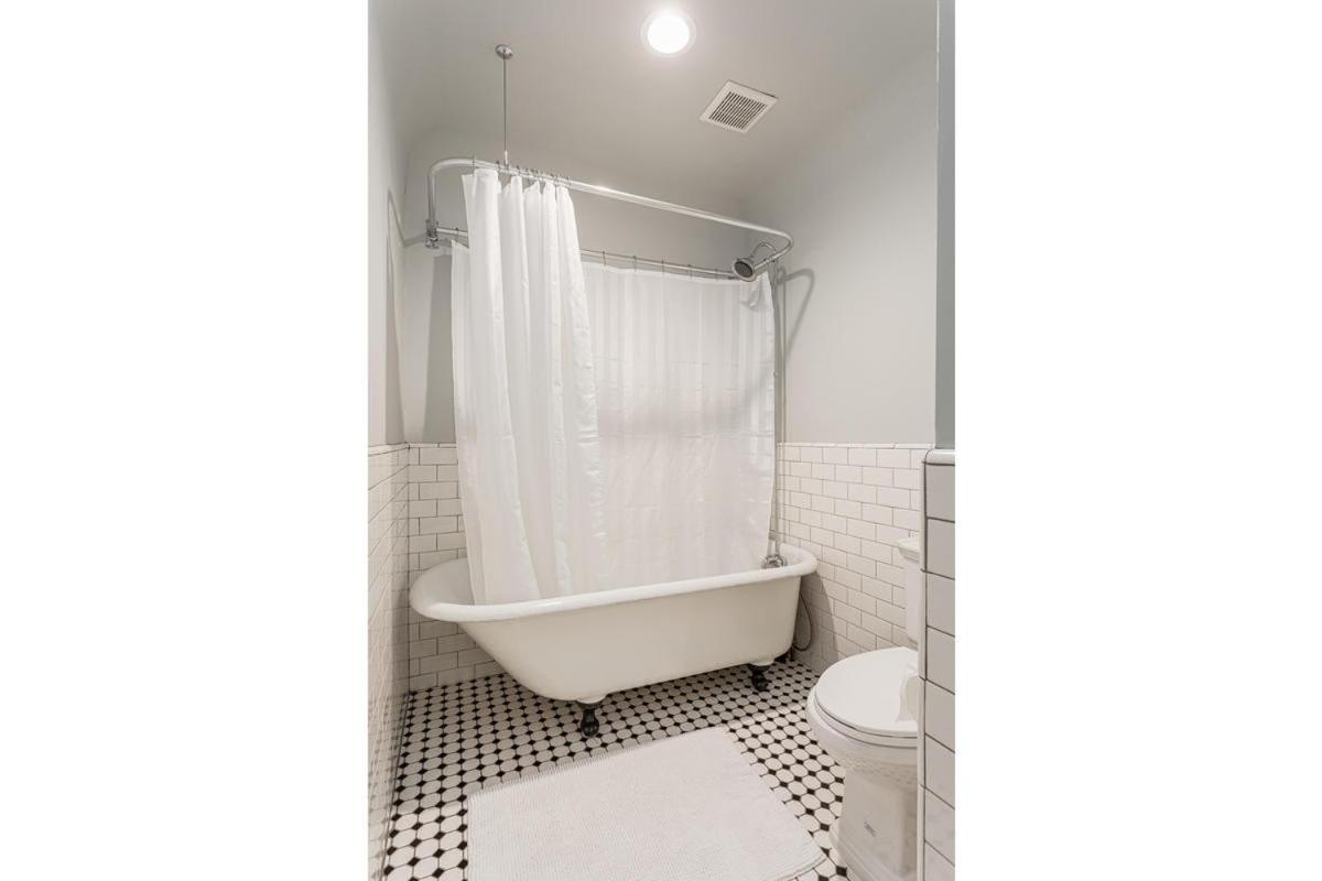 Family Laundry & Spa Sacramento Exterior foto
